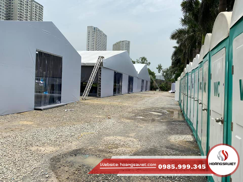 Nhà bạt được lắp dùng làm nhà dã chiến phòng chóng dịch Nhà bạt được lắp dùng làm nhà dã chiến phòng chóng dịch