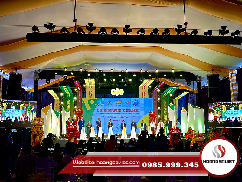 Khu vực sân khấu chính trong sự kiện Bel Gà
