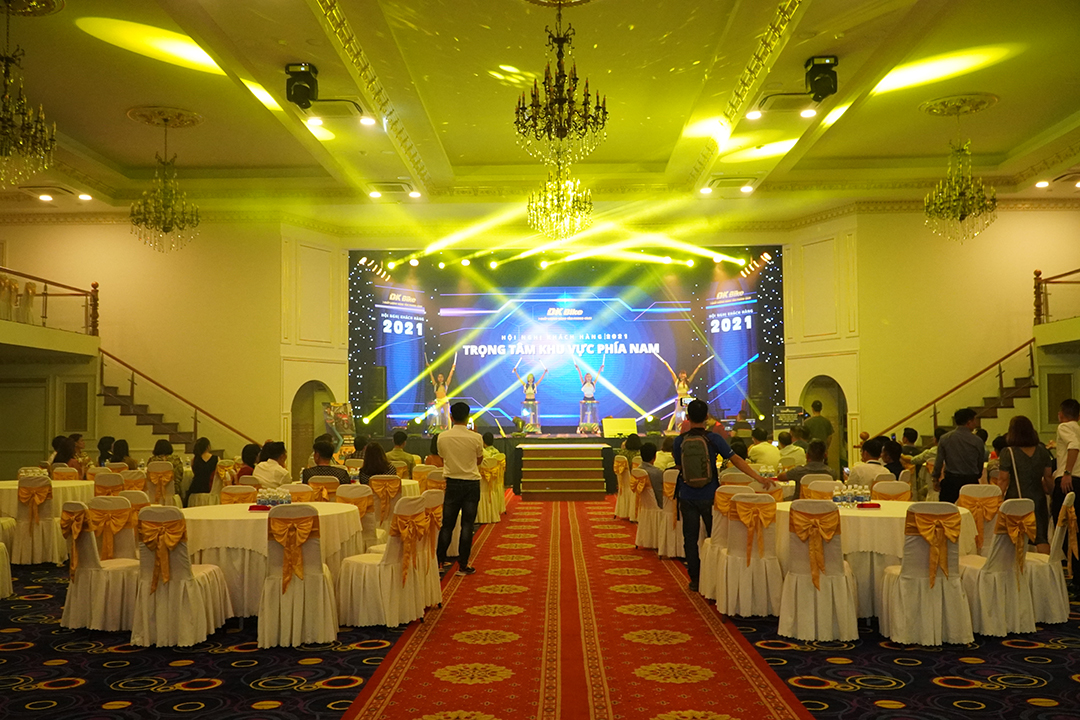 Âm thanh ánh sáng màn hình LED trong hội nghị Âm thanh ánh sáng màn hình LED trong hội nghị