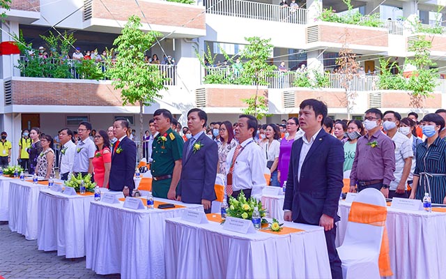 cho-thue-ban-dai-bieu-le-khai-giang-fpt cho-thue-ban-dai-bieu-le-khai-giang-fpt