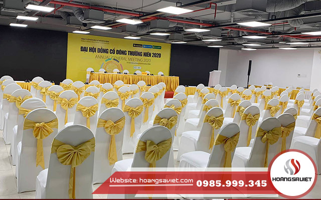 Bàn ghế kiểu Theater Bàn ghế kiểu Theater