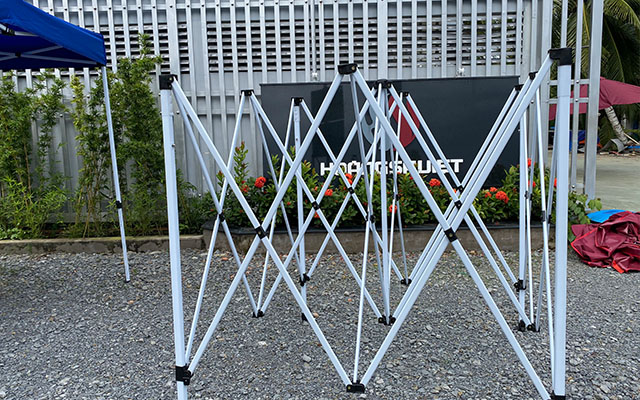 Bộ khung của nhà bạt di động