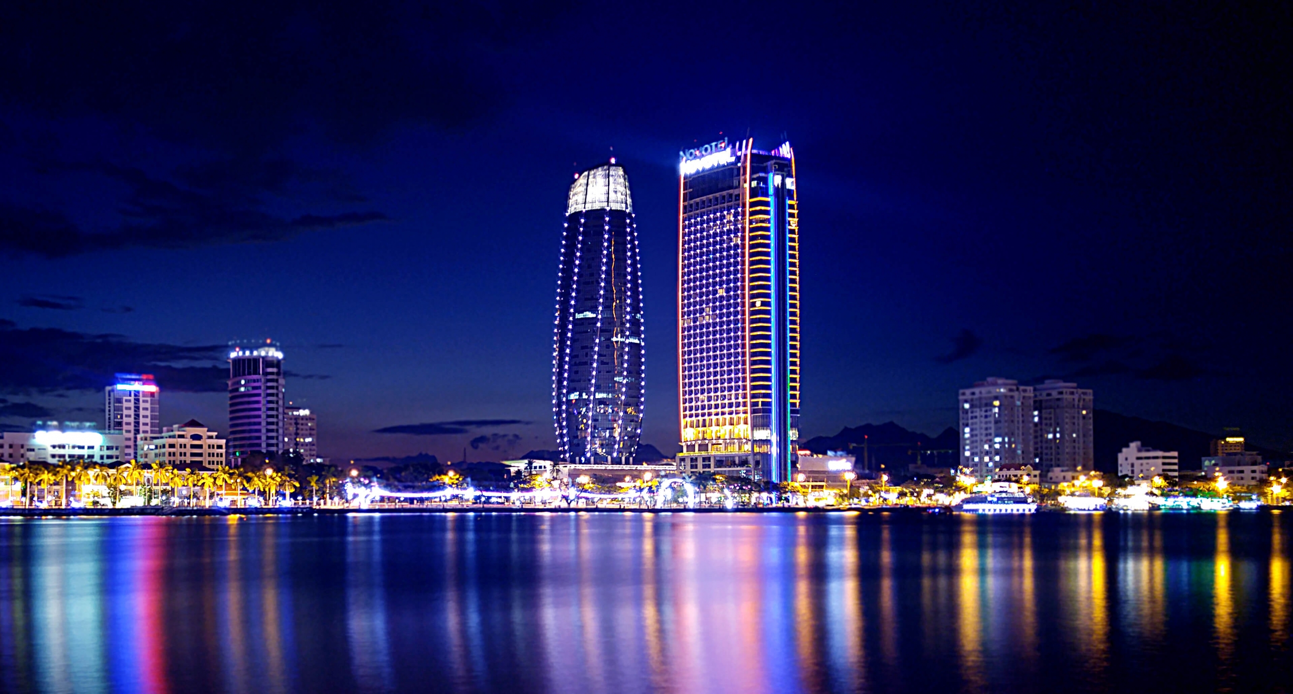 Tòa nhà hành chính và khách sạn Novotel Đà Nẵng Tòa nhà hành chính và khách sạn Novotel Đà Nẵng