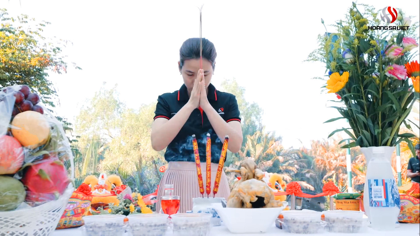 Mâm cúng khai trương Mâm cúng khai trương