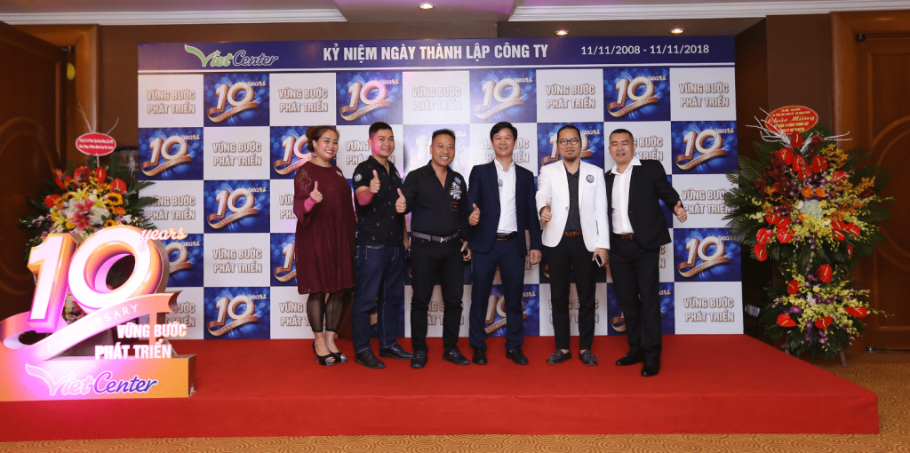 Thời gian tổ chức nên vào đúng ngày kỷ niệm để thêm ý nghĩa. Hoặc vào dịp cuối tuần để thuận tiện cho người tham dự Thời gian tổ chức nên vào đúng ngày kỷ niệm để thêm ý nghĩa. Hoặc vào dịp cuối tuần để thuận tiện cho người tham dự