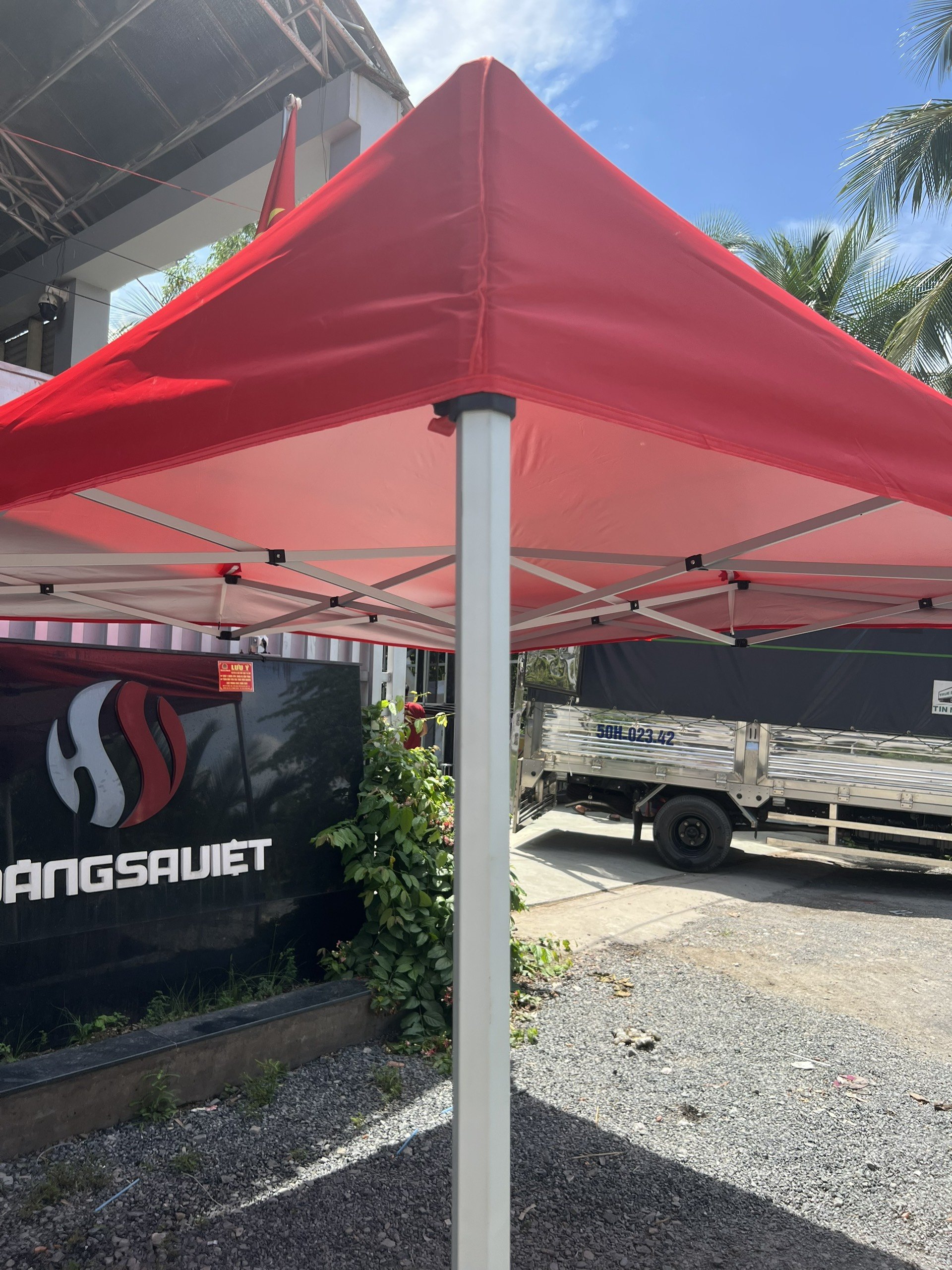 Nhà lều di động hợp kim nhôm - (Nguồn: Hoàng Sa Việt)