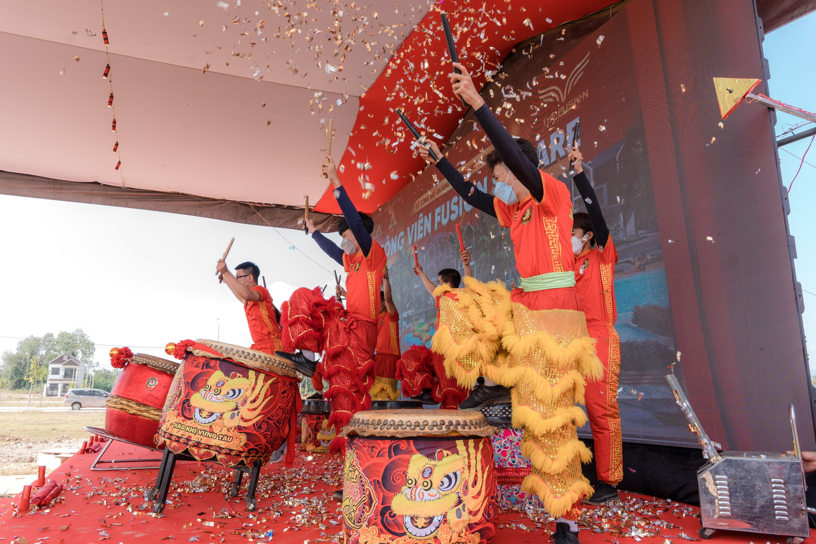 Múa lân sư rồng Múa lân sư rồng