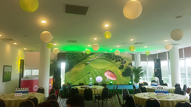 会议室安装P2.5 LED屏