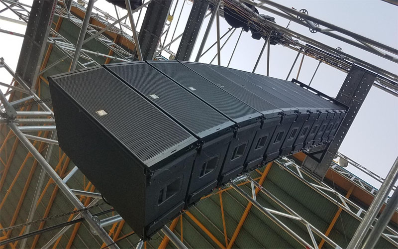Hệ Thống Loa Line Array Đạt Tiêu Chuẩn Quốc Tế Hệ Thống Loa Line Array Đạt Tiêu Chuẩn Quốc Tế