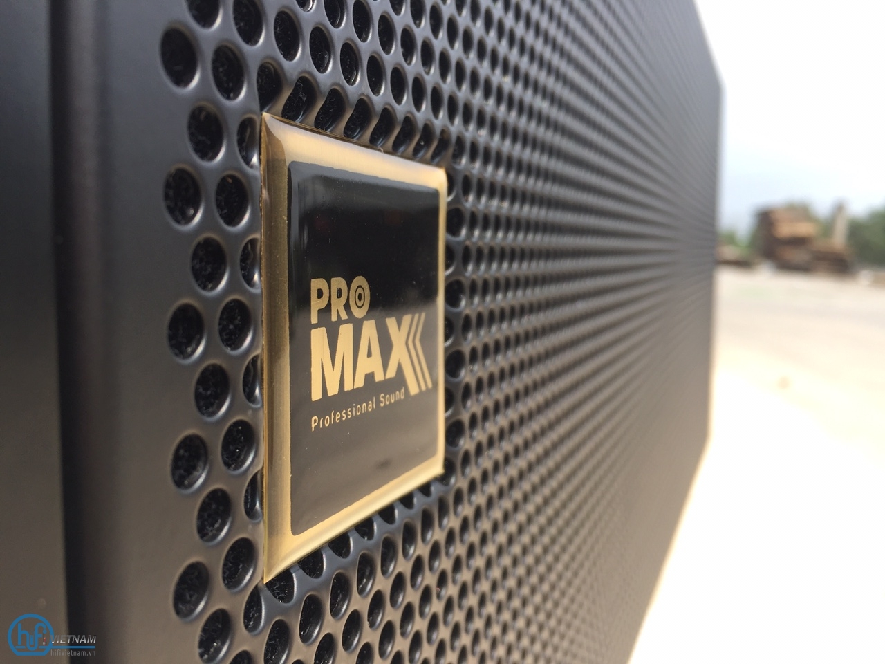 Loa-promax-outdoor Loa-promax-outdoor