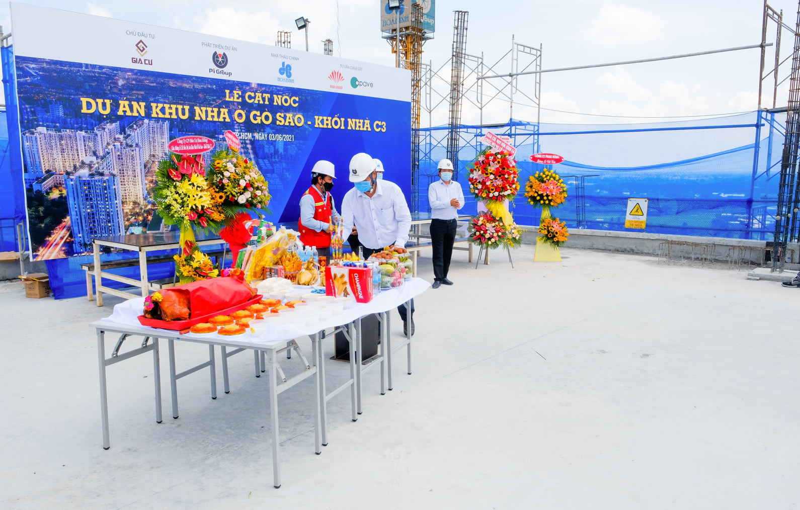 Topping ceremony Topping ceremony