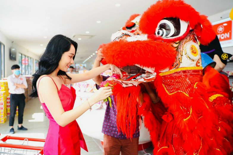Màn múa lân sư rồng ngày khai trương Màn múa lân sư rồng ngày khai trương