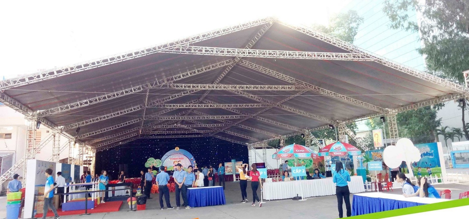 Nhà bạt không gian sự kiện