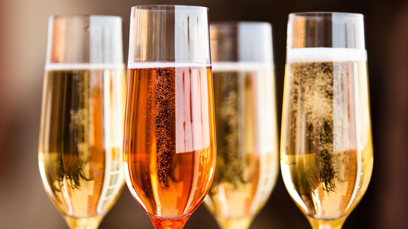 Một số loại rượu champagne Một số loại rượu champagne