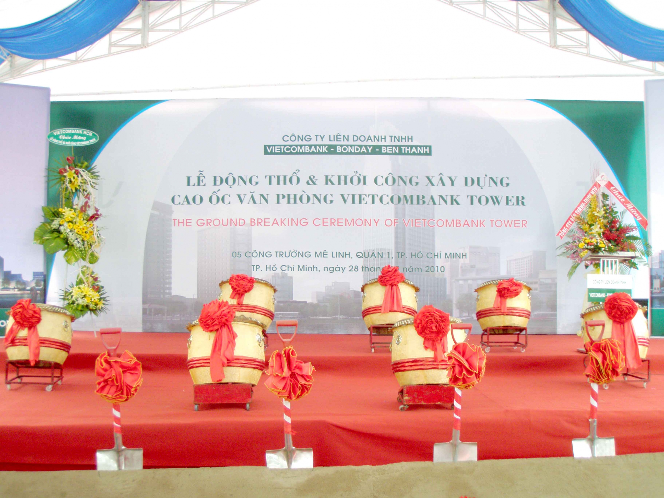Sân khấu phục vụ sự kiện Sân khấu phục vụ sự kiện