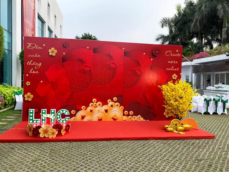 Sàn photo booth cho sự kiện mừng xuân Sàn photo booth cho sự kiện mừng xuân