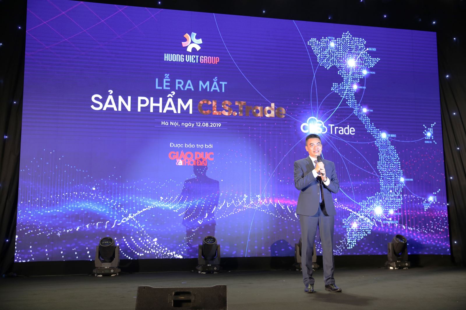 thuyet-trinh-gioi-thieu-san-pham thuyet-trinh-gioi-thieu-san-pham