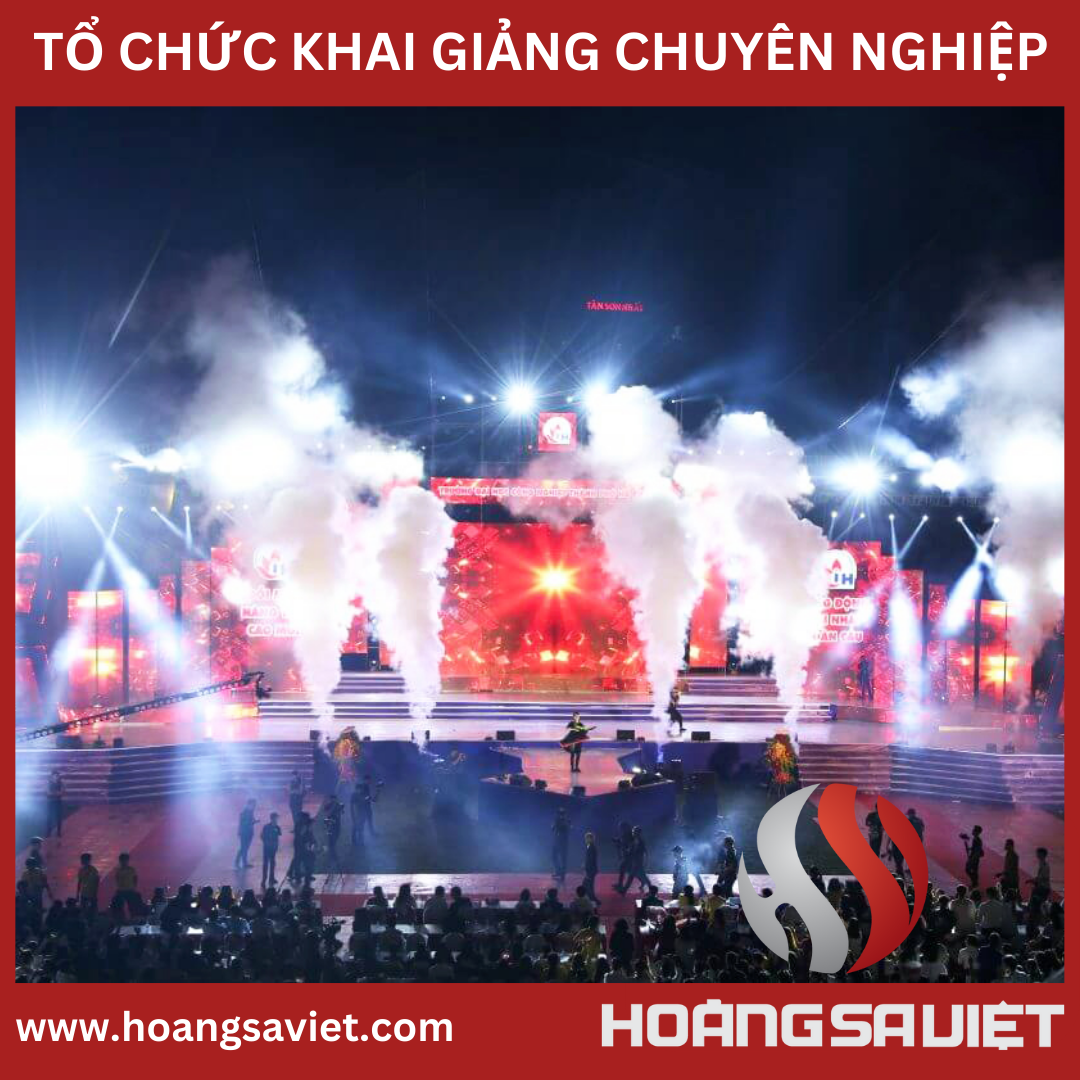 Không gian chương trình lễ khai giảng ĐH Công Nghiệp HCM