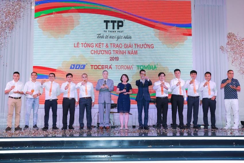 Tổng kết trao giải công ty Tô Thành Phát Tổng kết trao giải công ty Tô Thành Phát
