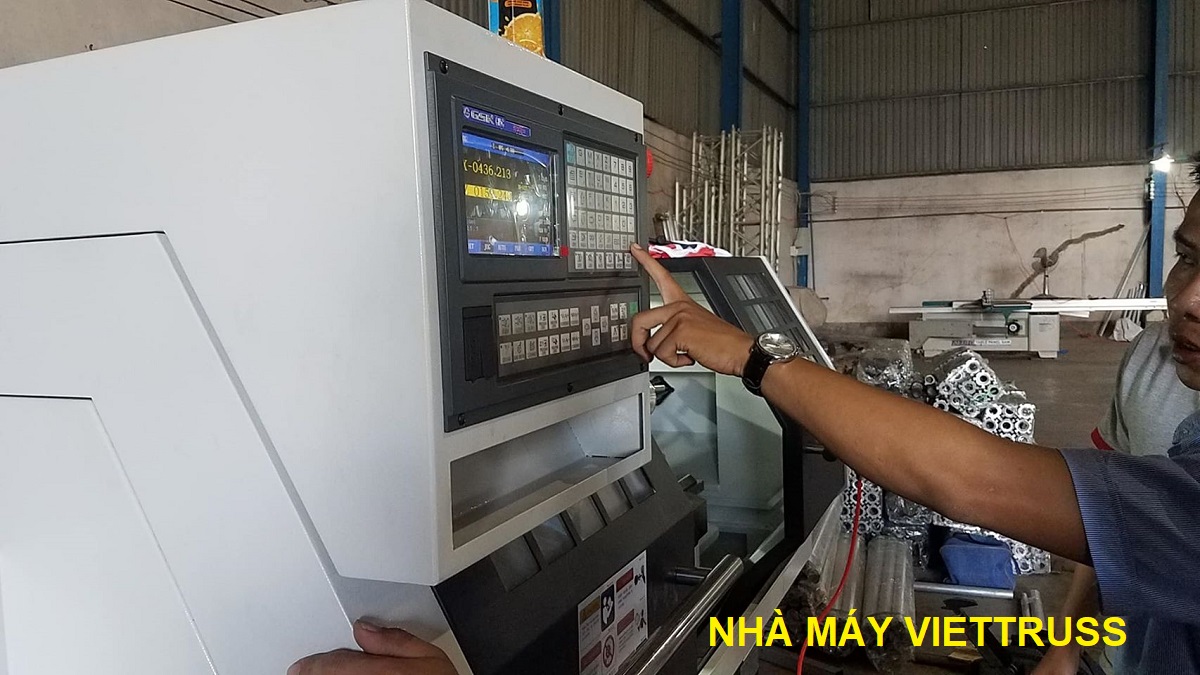 san xuat khung truss nhom viettruss