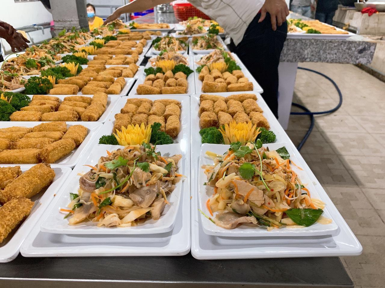 Dịch vụ nấu tiệc-đặt món Dịch vụ nấu tiệc-đặt món